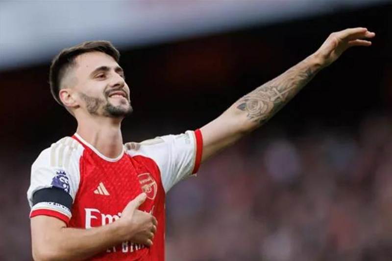 chuyen-nhuong-nong-stuttgart-tiep-can-arsenal-de-chieu-mo-fabio-vieira